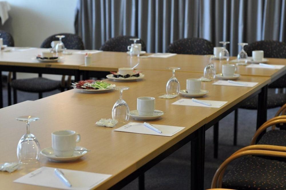 A-Hotel Oosterhout 우스테르하트 외부 사진