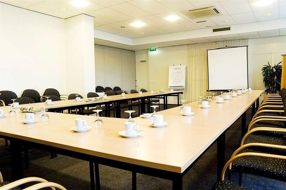 A-Hotel Oosterhout 우스테르하트 외부 사진