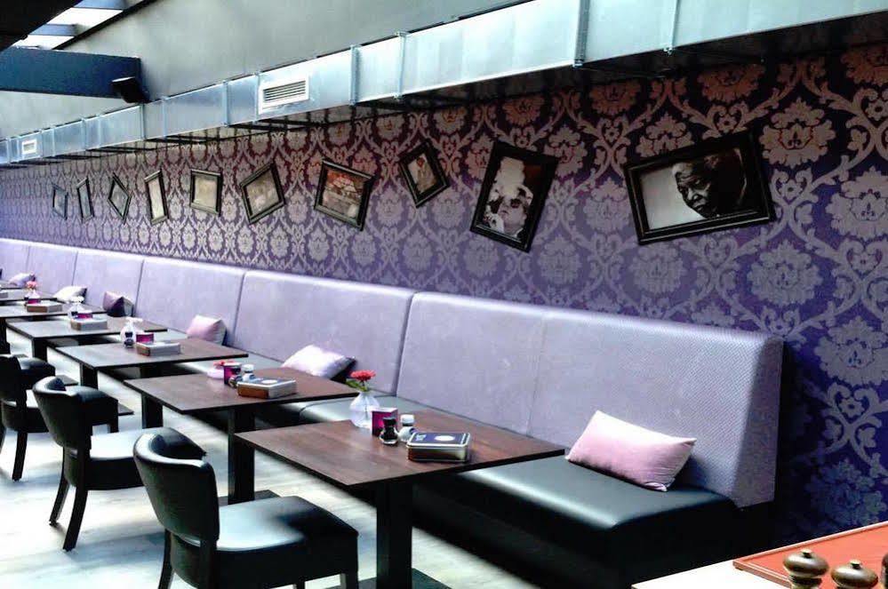 A-Hotel Oosterhout 우스테르하트 외부 사진