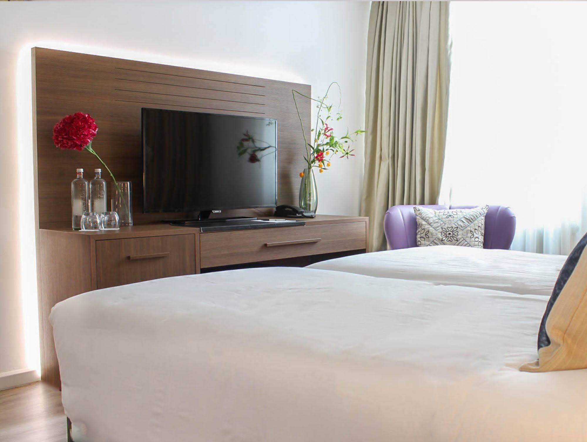A-Hotel Oosterhout 우스테르하트 외부 사진