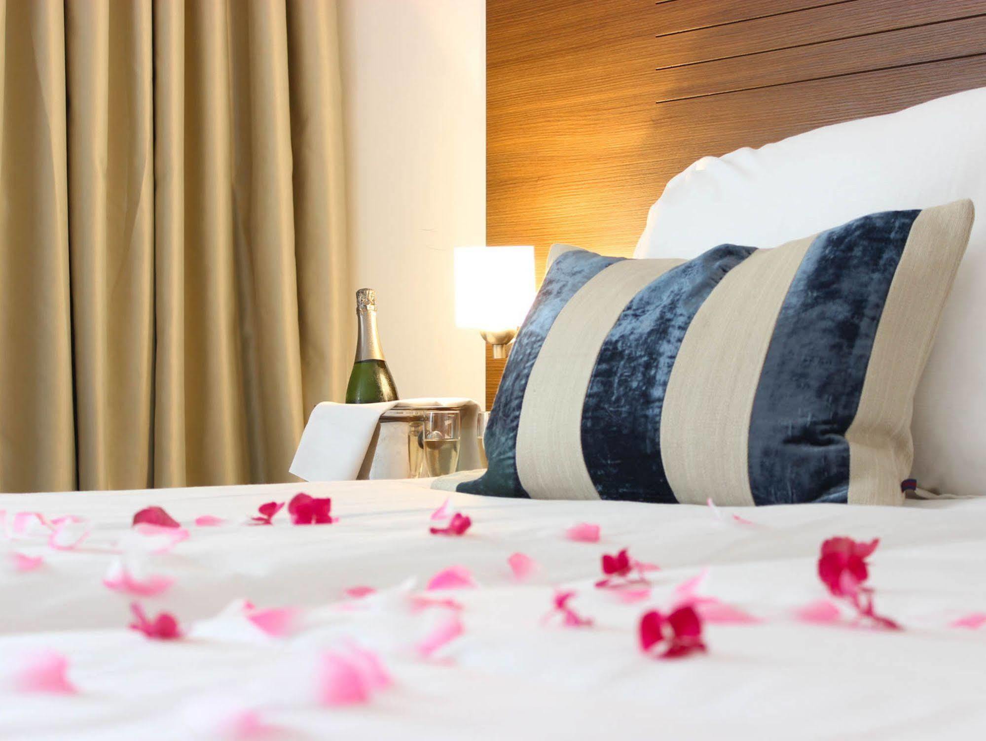 A-Hotel Oosterhout 우스테르하트 외부 사진